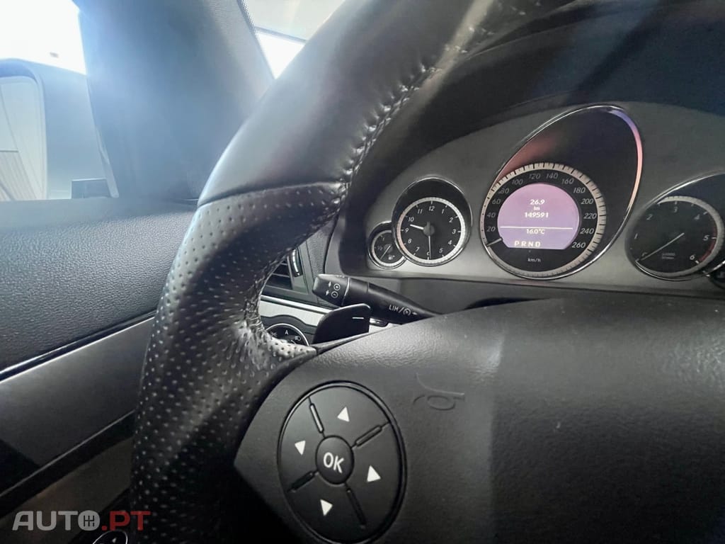 Mercedes-Benz E 250 CDi Avantgarde BlueEfficiency Auto.