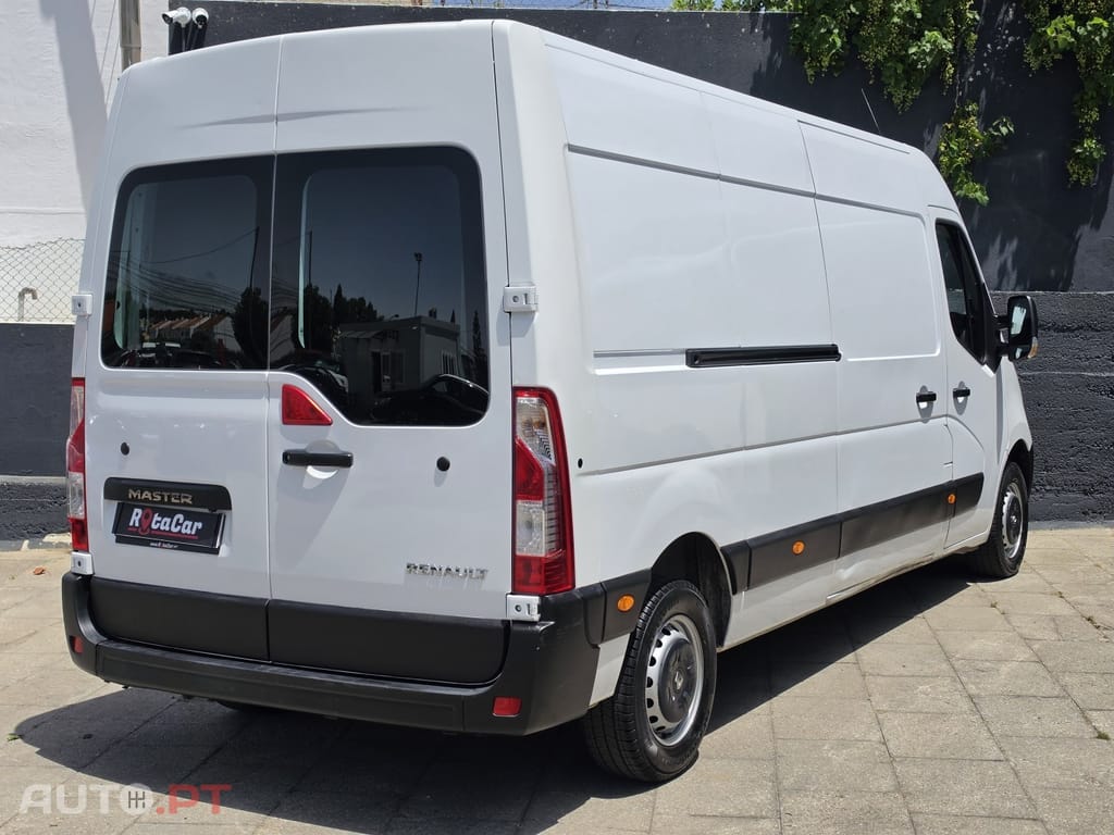 Renault Master 2.3 dCi L3H2 3.5T