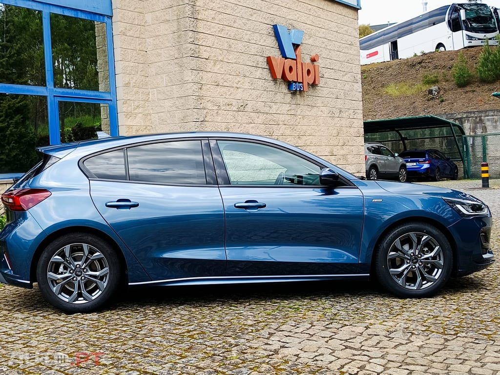 Ford Focus 1.0 EcoBoost MHEV Active