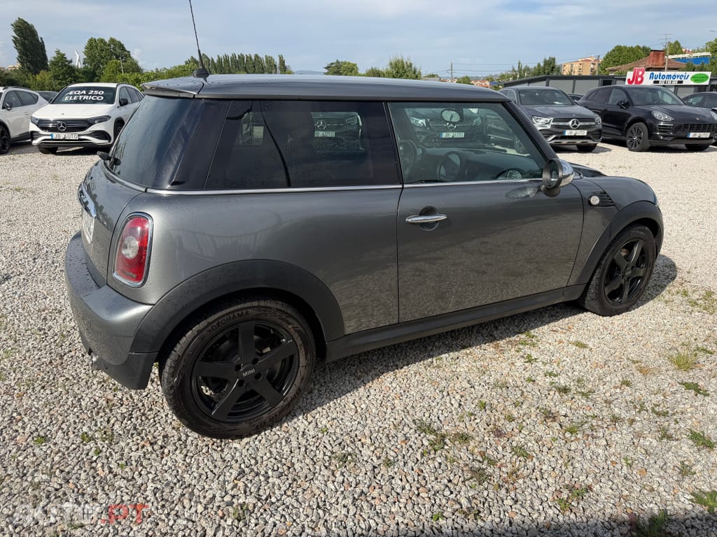 MINI Cooper One D