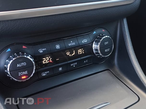 Mercedes-Benz GLA 180 d Urban