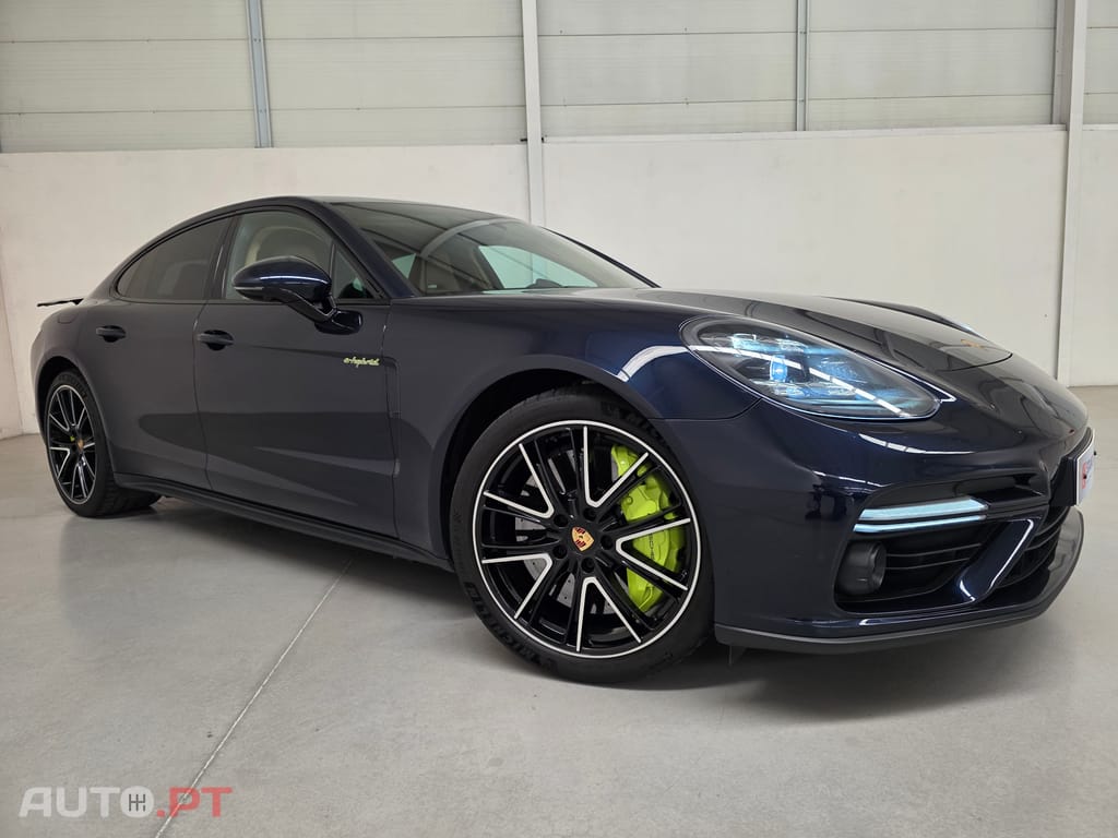Porsche Panamera Turbo S e-hybrid Exclusive