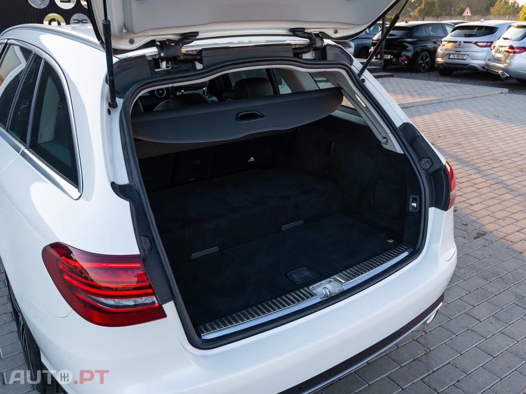 Mercedes-Benz C 300 de T 9G-TRONIC Exclusive