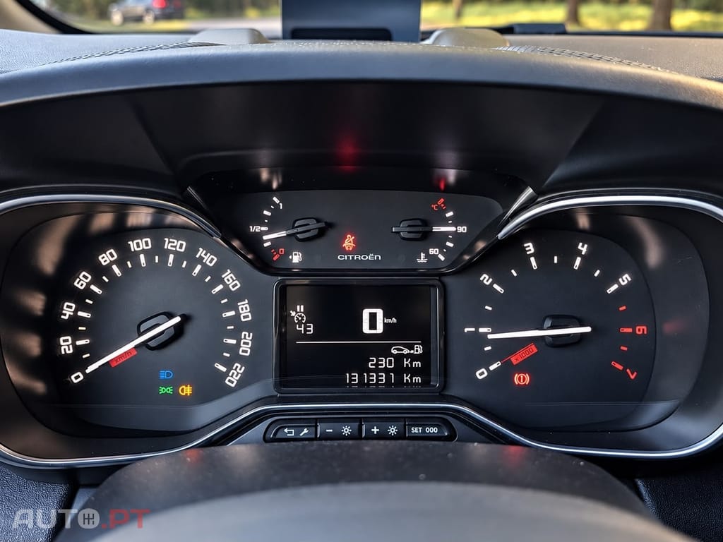Citroën C3 Aircross 1.6 BlueHDi Feel S&S — fotografia 10