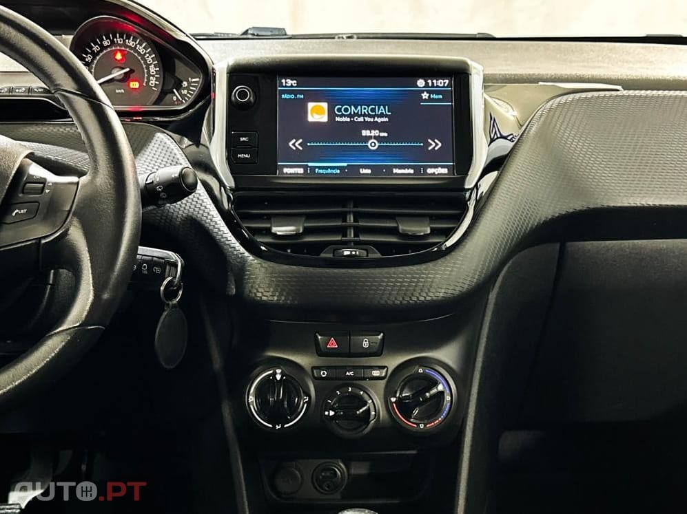 Peugeot 208 1.2 PureTech Allure