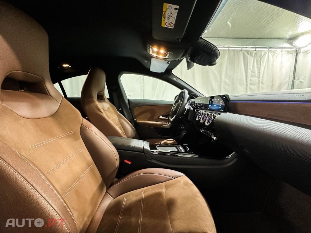 Mercedes-Benz CLA 200 7G-DCT AMG Line Advanced Plus