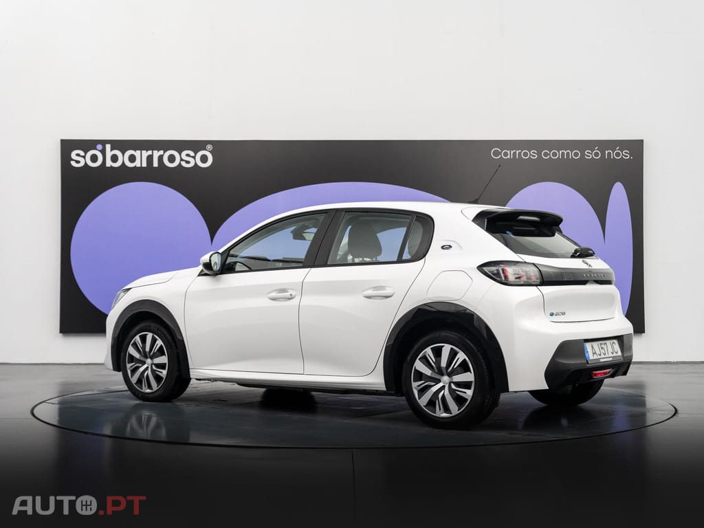 Peugeot E-208 50 kWh Active Pack