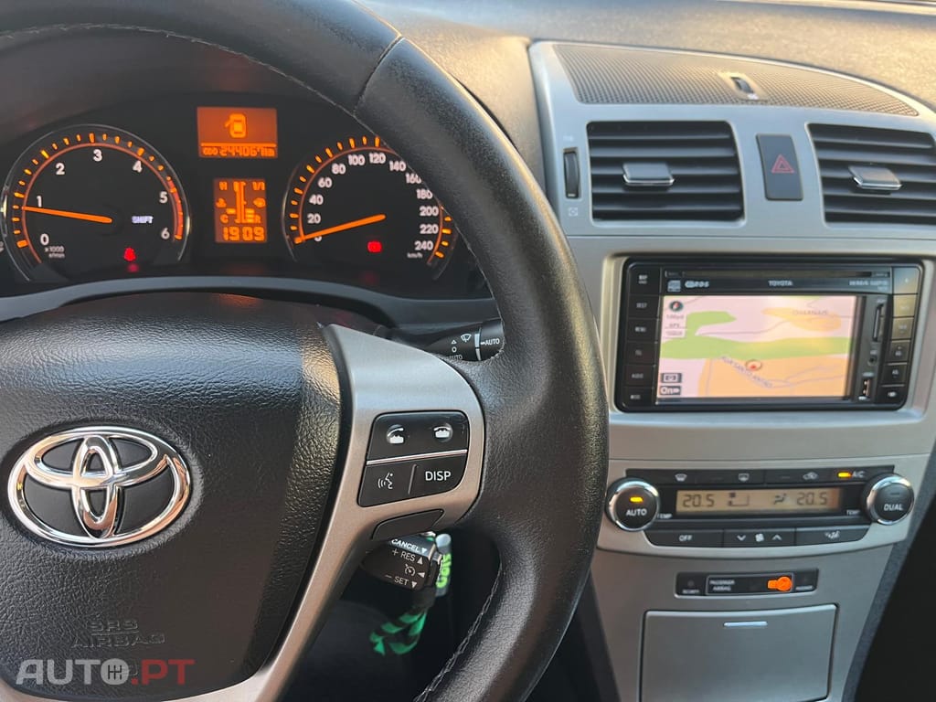 Toyota Avensis SW 2.0 D4D Exclusive