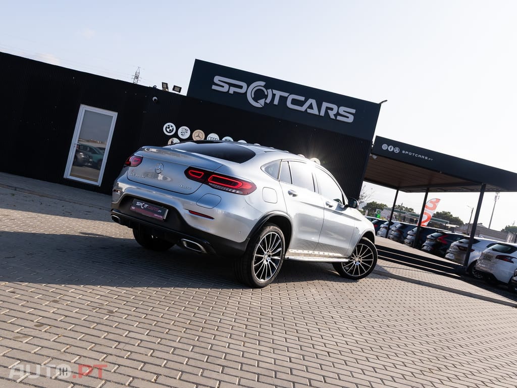 Mercedes-Benz GLC 300 de Coupe 4Matic 9G-TRONIC AMG Line