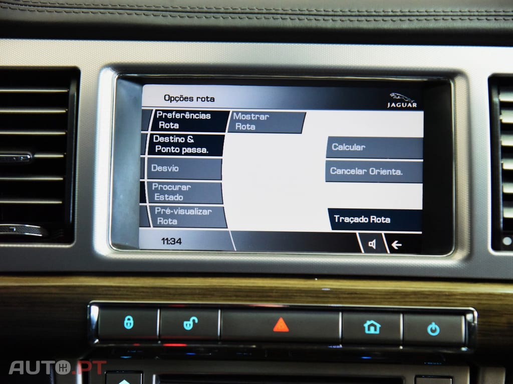Jaguar XF 2.7 D V6 Luxury