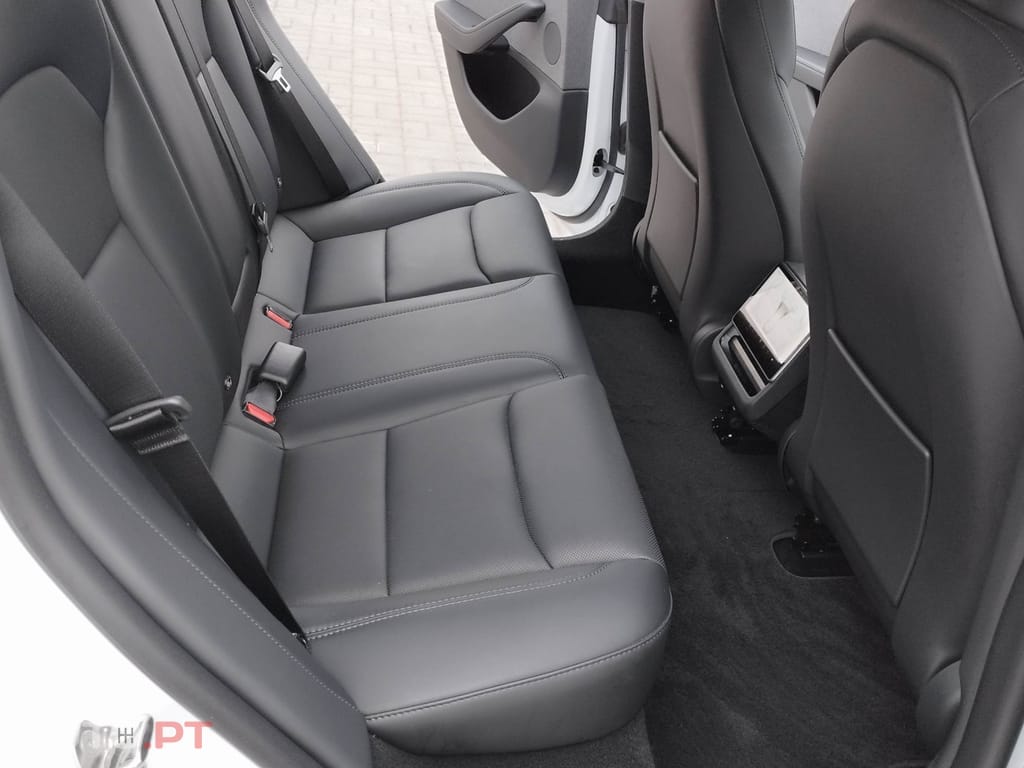 Tesla Model 3 Tração Traseira