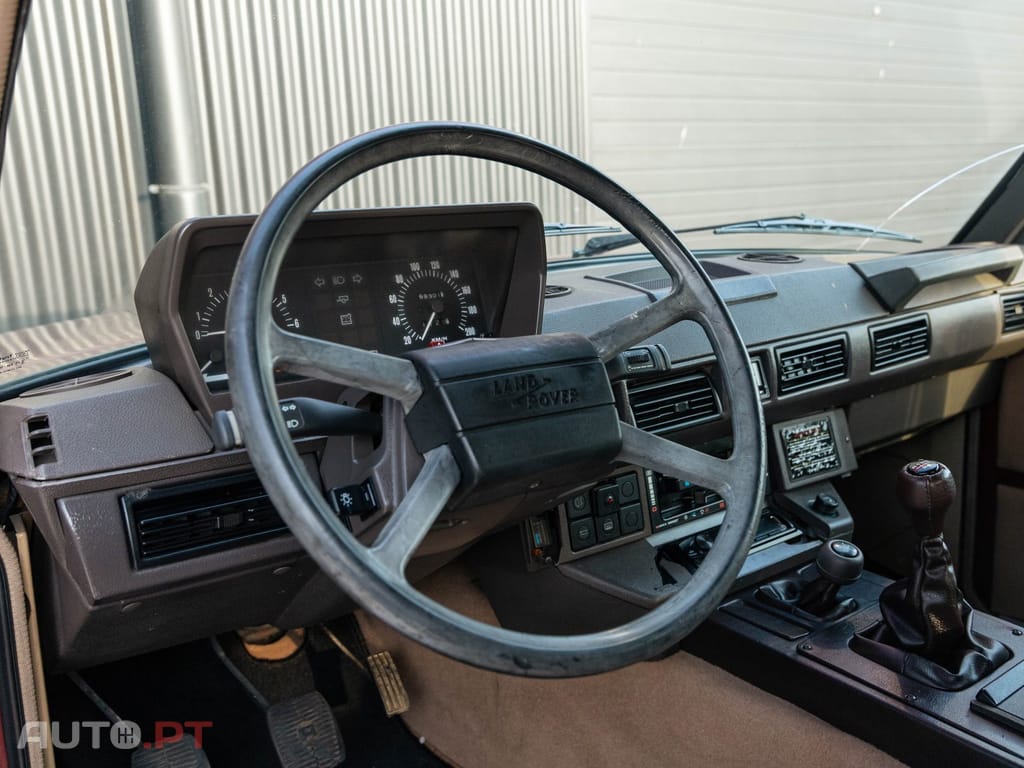 Land Rover Range Rover 3.9 EFi — fotografia 12