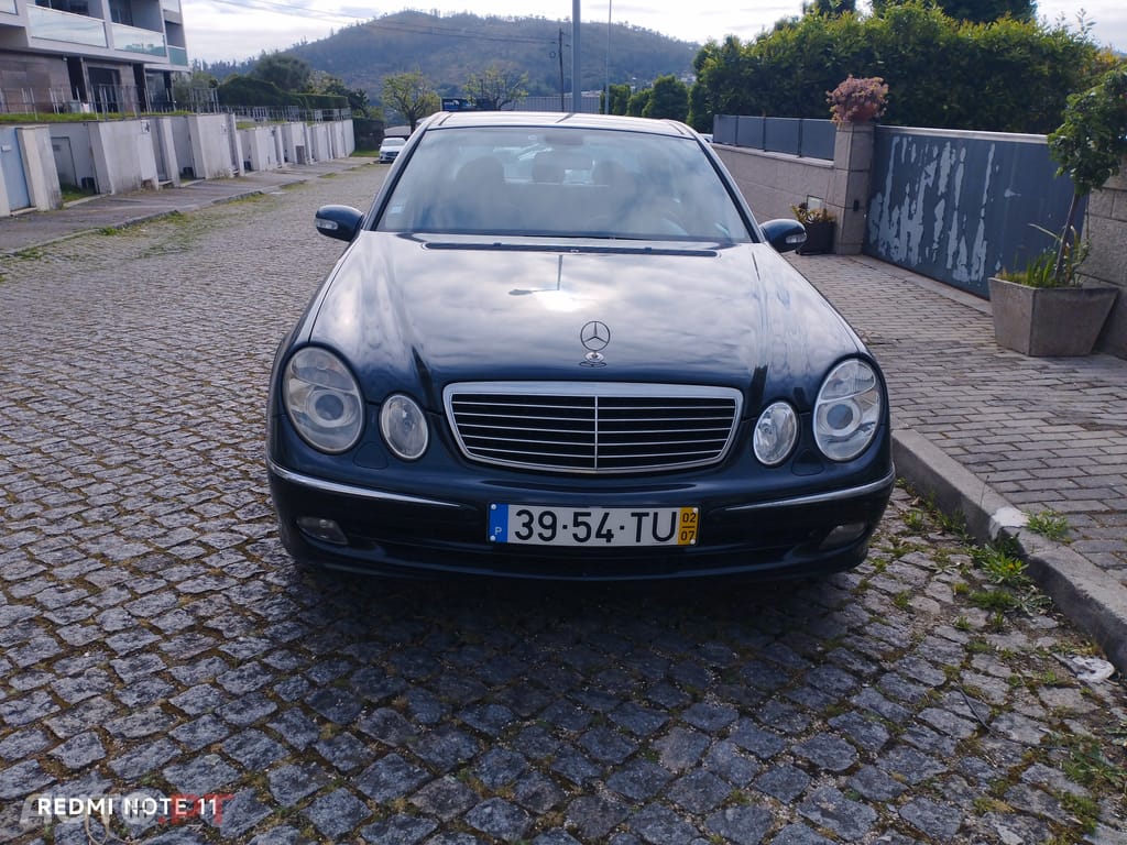 Mercedes-Benz E 220 Avantgarde