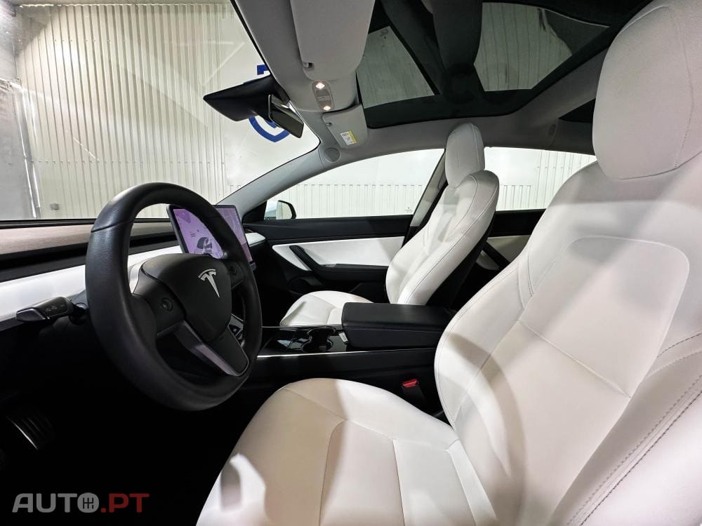 Tesla Model 3 Long-Range Dual Motor AWD