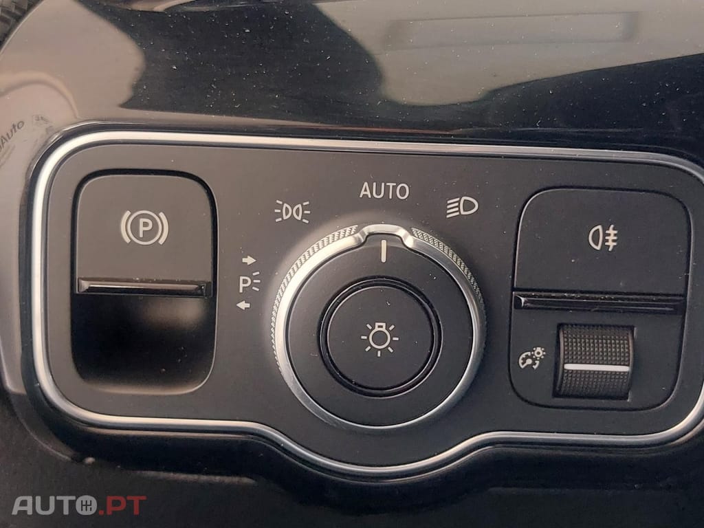 Mercedes-Benz A 250 e Style Plus