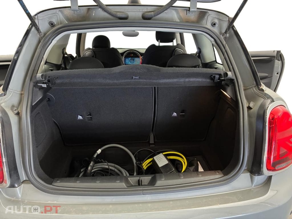 MINI Electric Cooper SE Essential