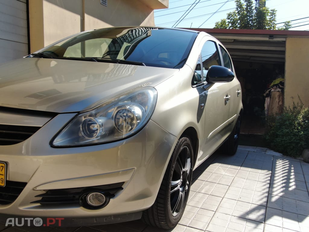 Opel Corsa Cosmo 1.2