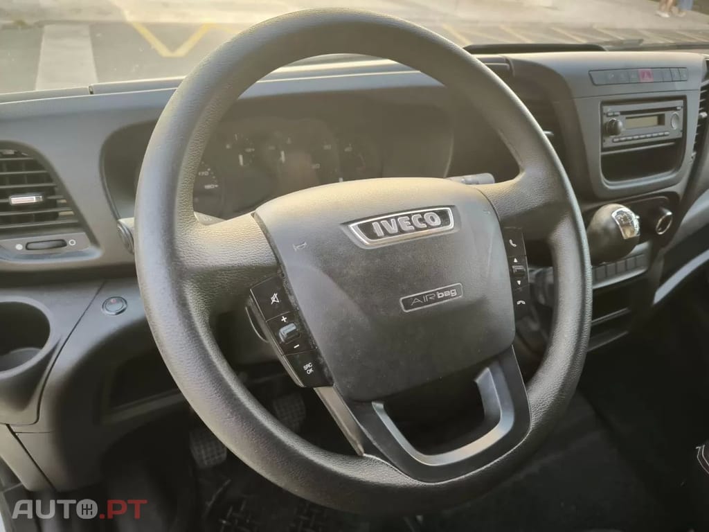 Iveco Daily  2.3 35 S 140 Isotérmica