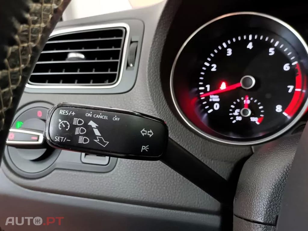 Volkswagen Polo 1.2 TSi Lounge