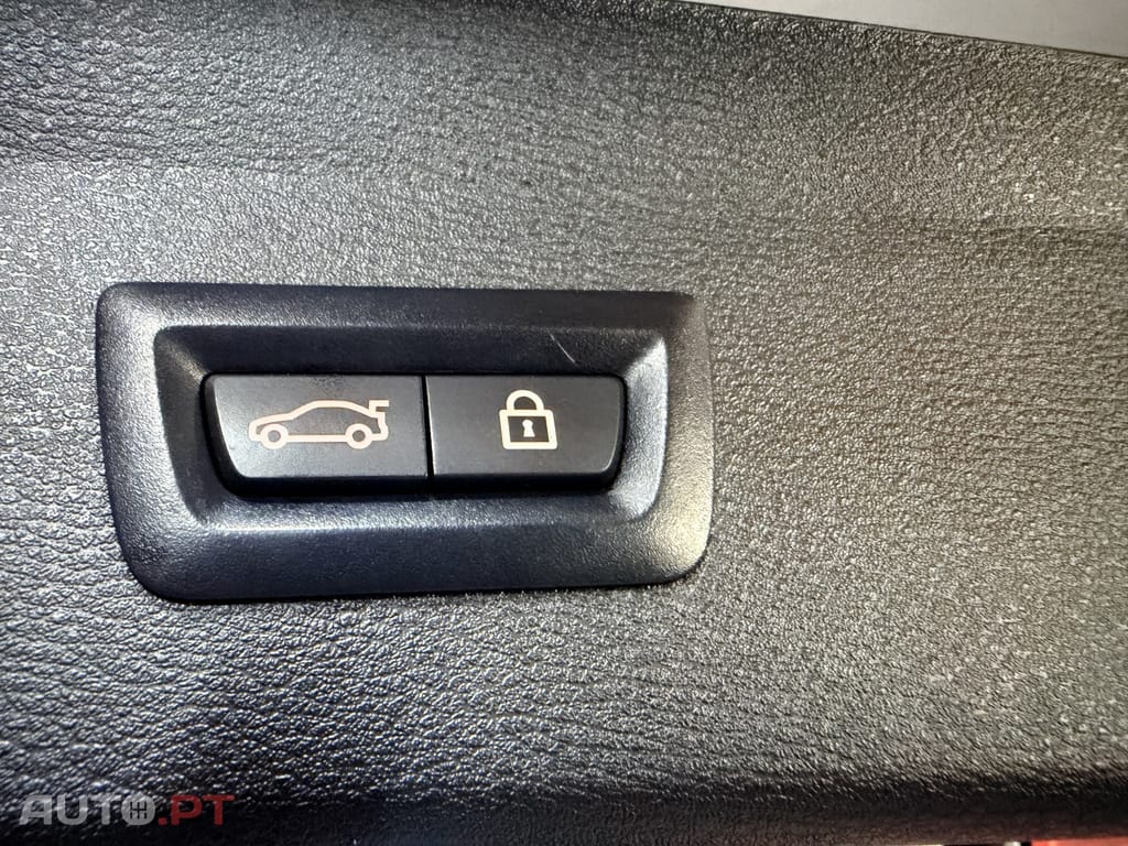 BMW X1 25 e xDrive Pack M