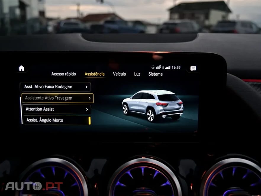 Mercedes-Benz GLA 250 e AMG Line