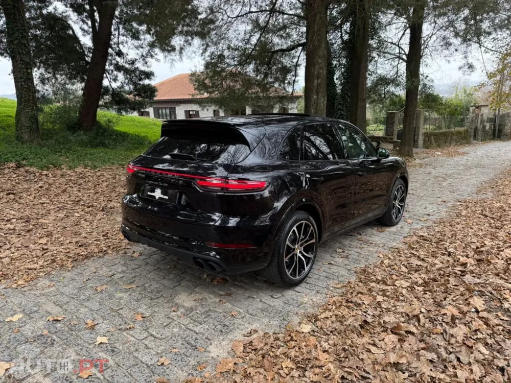 Porsche Cayenne Turbo