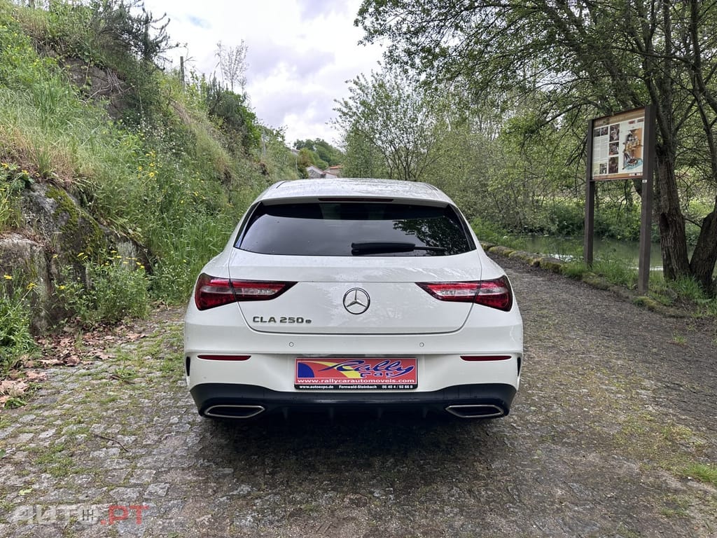 Mercedes-Benz CLA 250 e Shooting Brake AMG Line