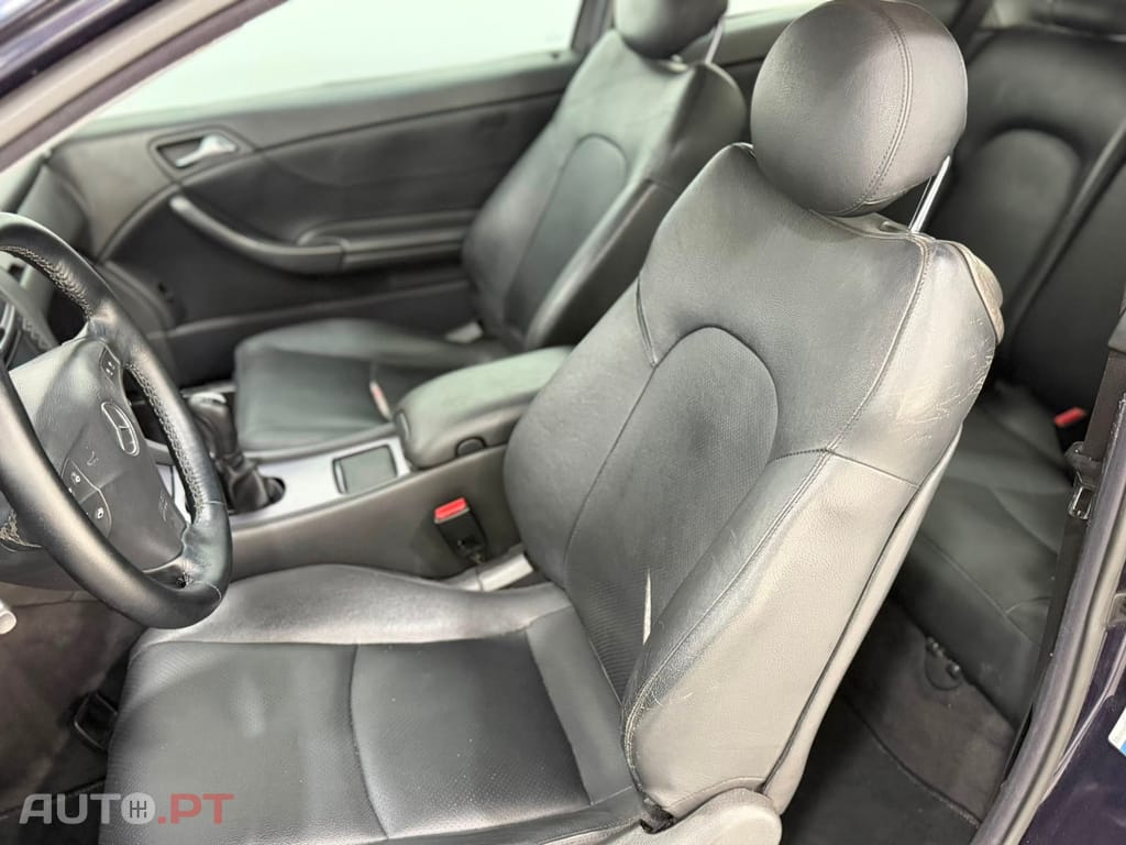 Mercedes-Benz C 220 Outro