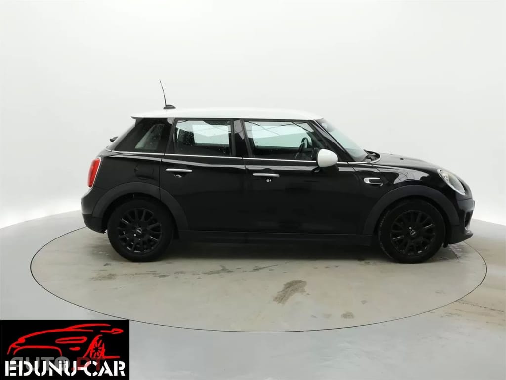 MINI One Cooper D Auto