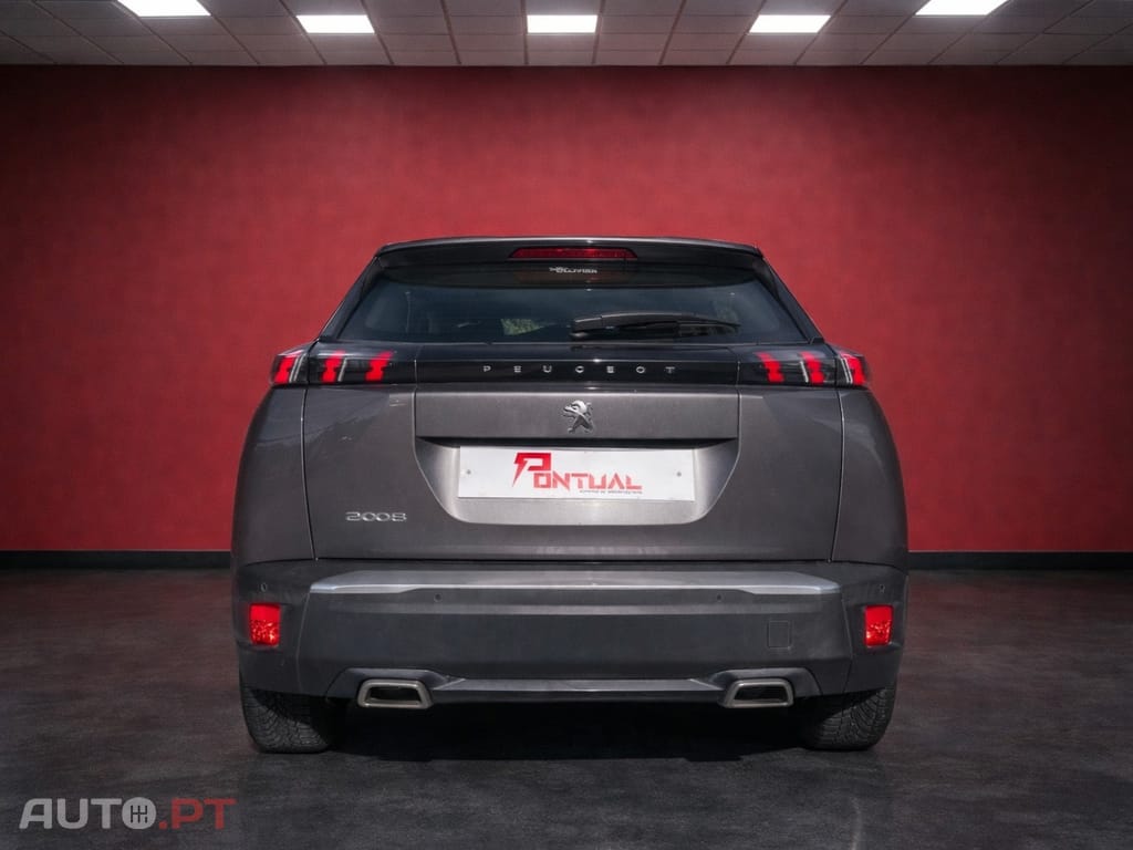 Peugeot 2008 1.2 PureTech Active Pack EAT8