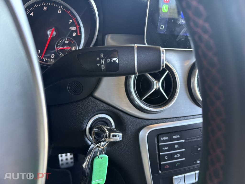 Mercedes-Benz CLA 180 AMG Line