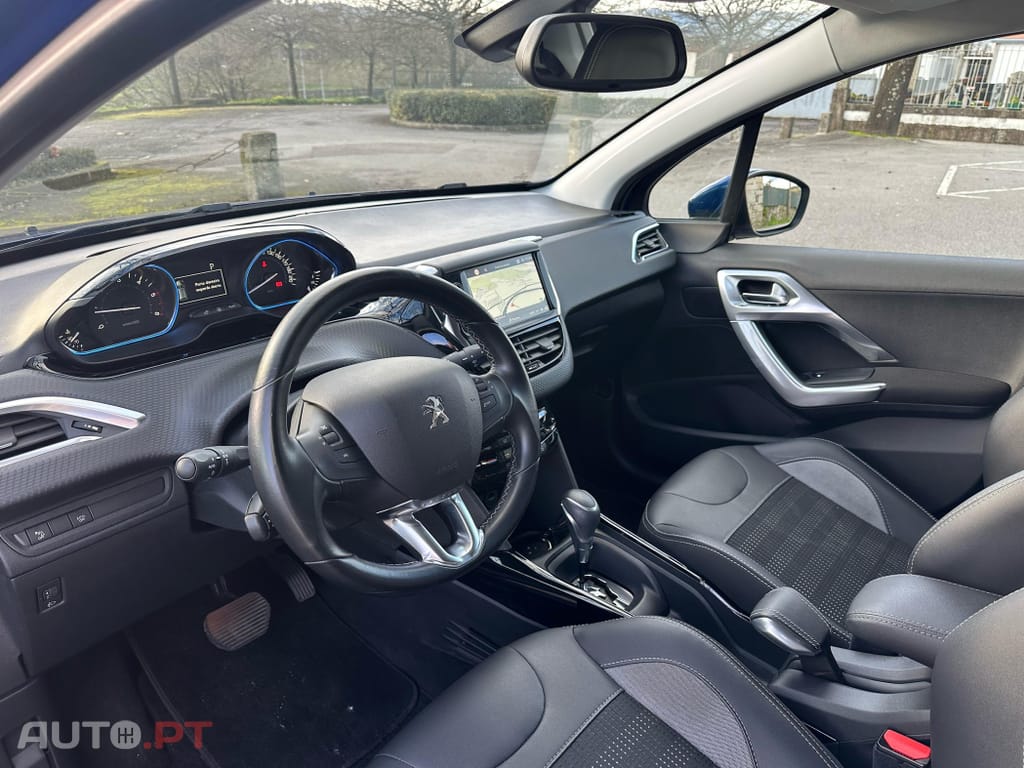 Peugeot 2008 1.5 BlueHDi Allure EAT6