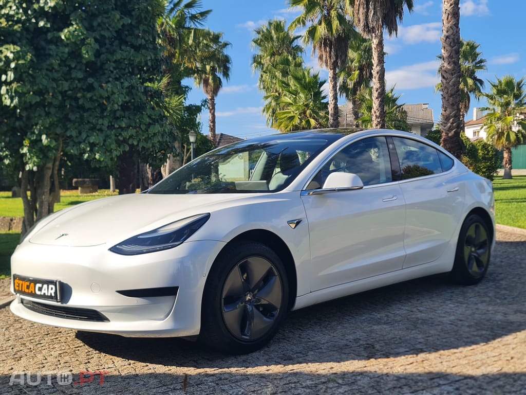 Tesla Model 3 Tração Traseira Premium