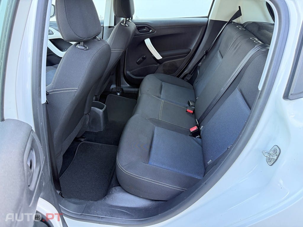 Peugeot 208 PureTech 68 Like