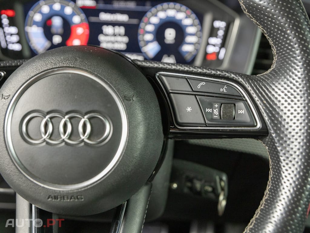 Audi A1 25 TFSI S line S tronic