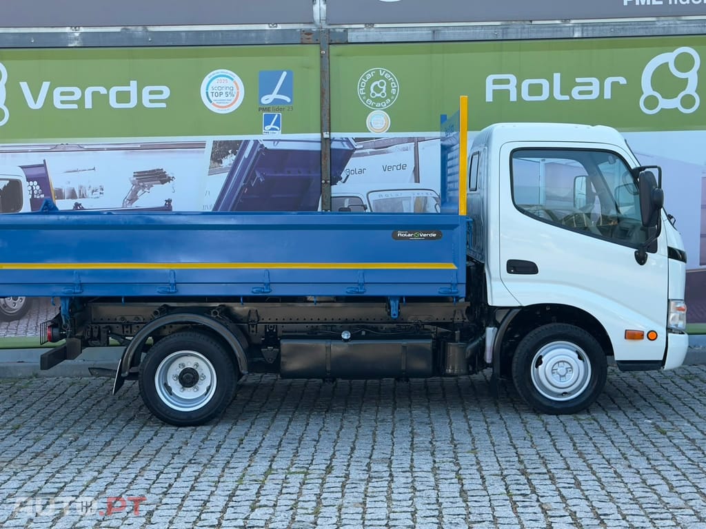 Toyota Dyna 3.0 D4D BASCULA