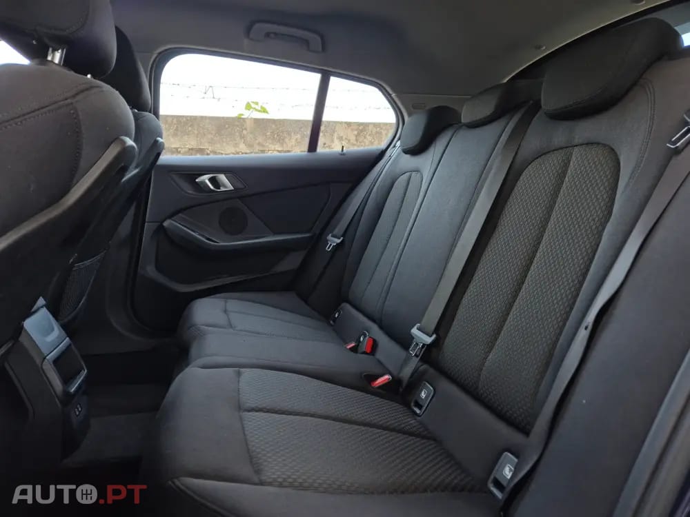BMW 116 d EDynamics Advantage — fotografia 11