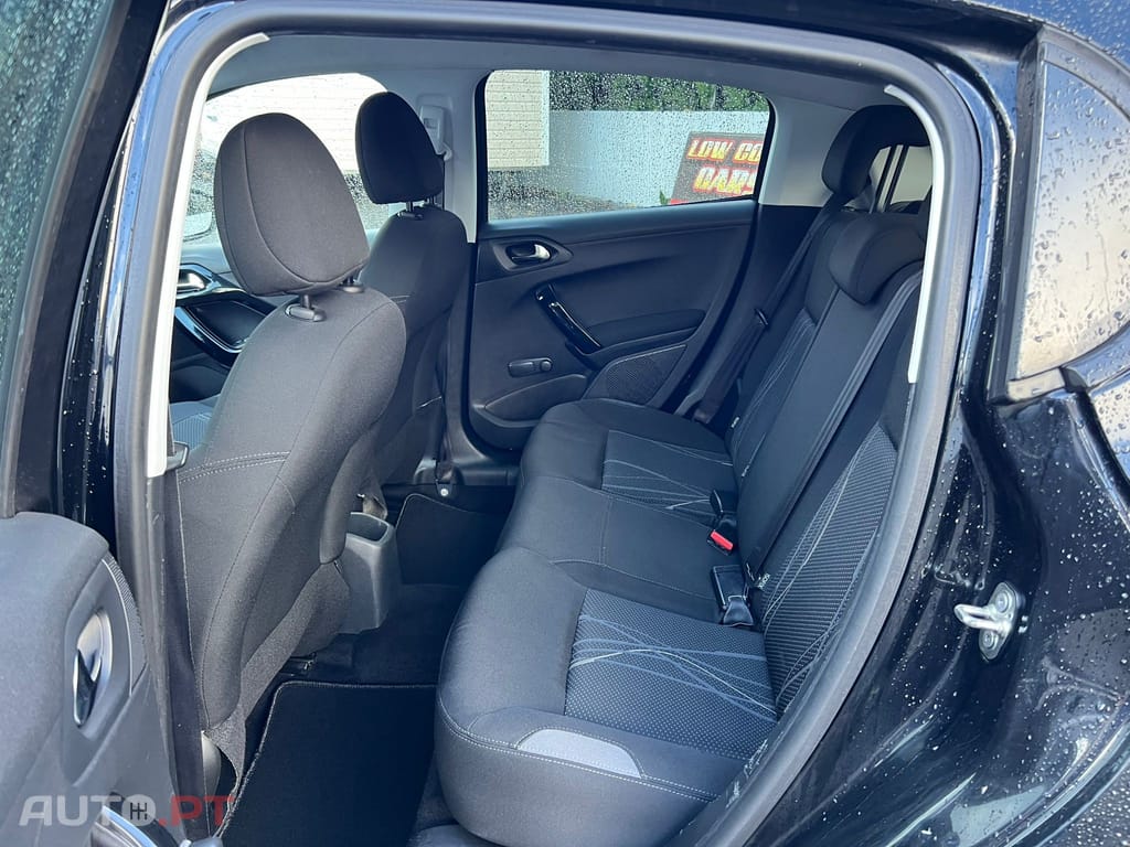 Peugeot 208 1.2 PureTech Active