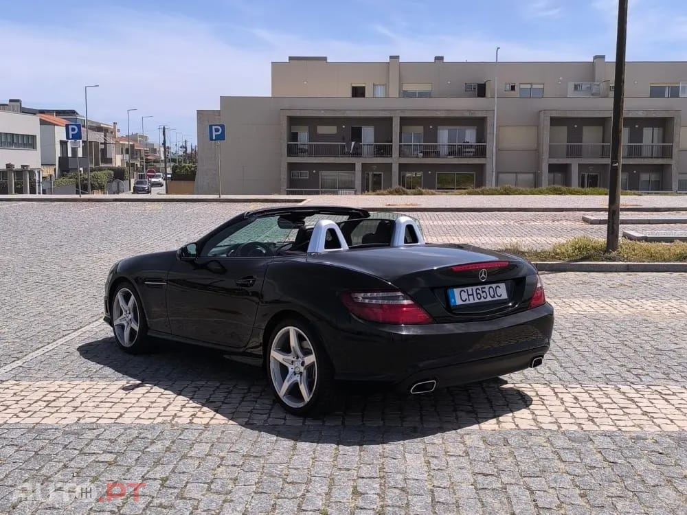 Mercedes-Benz SLK 250 (BlueEFFICIENCY) 7G-TRONIC