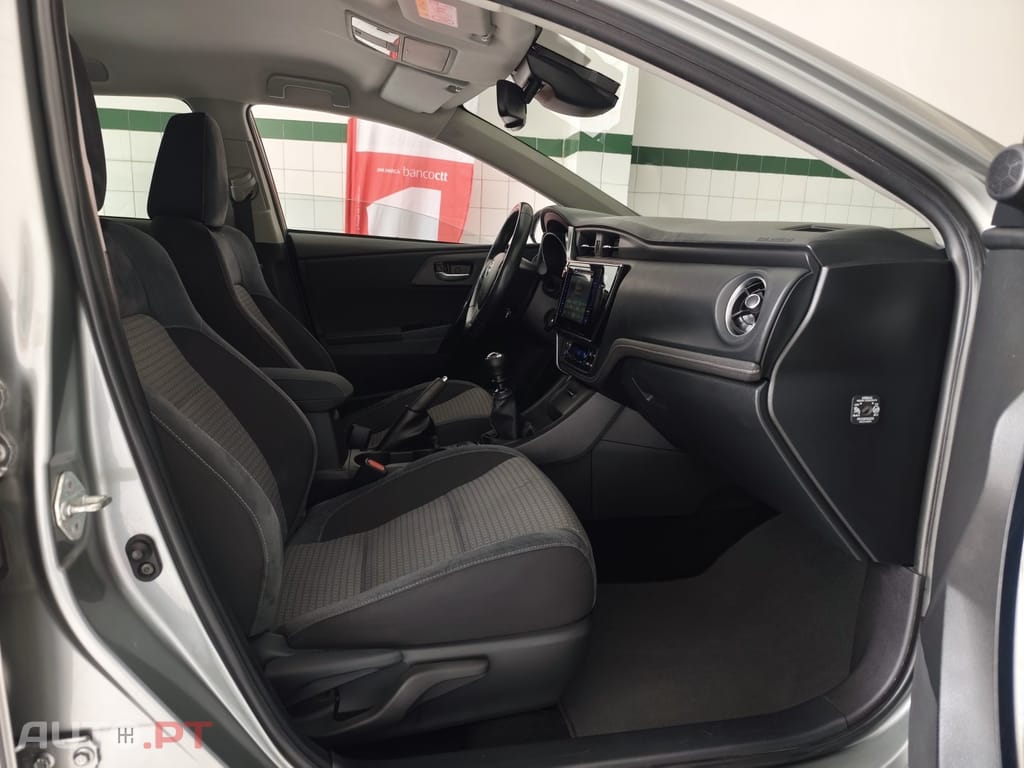 Toyota Auris Touring Sports 1.4 D-4D Comfort+Pack Sport