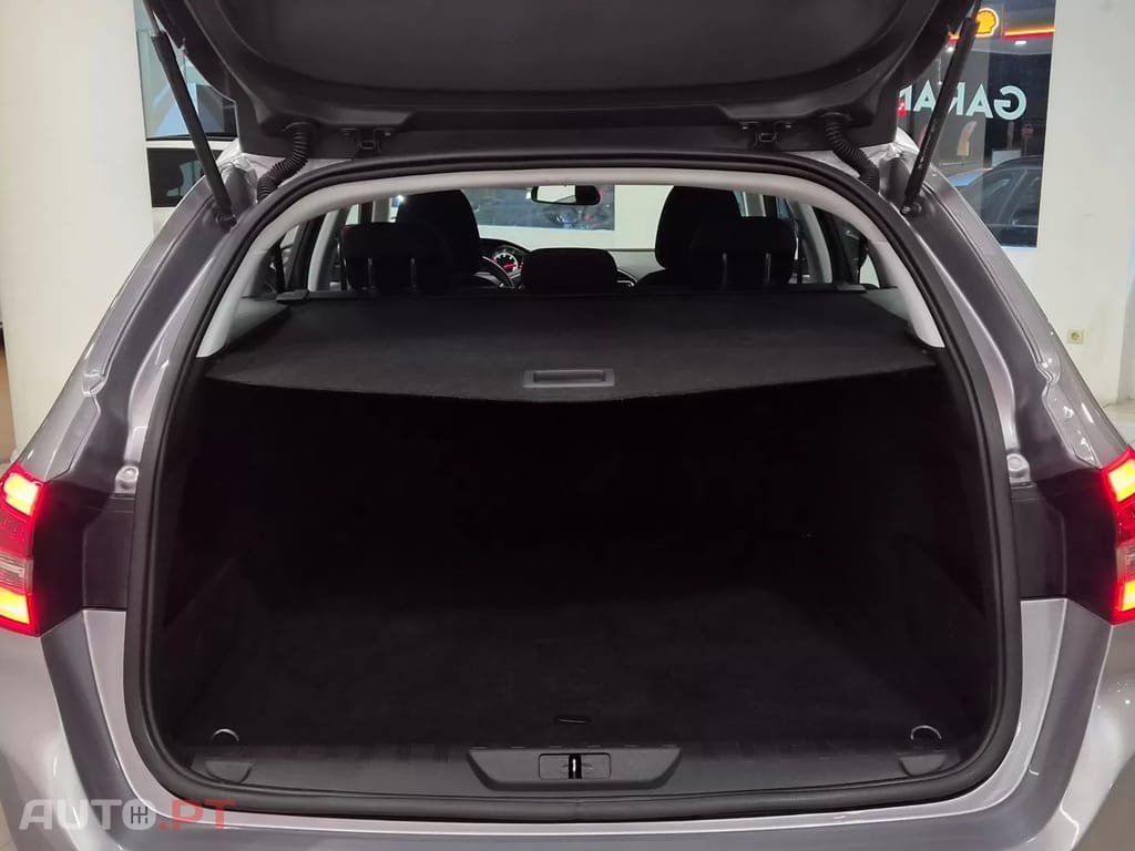 Peugeot 308 SW 1.6 BLUEHDI ACCESS