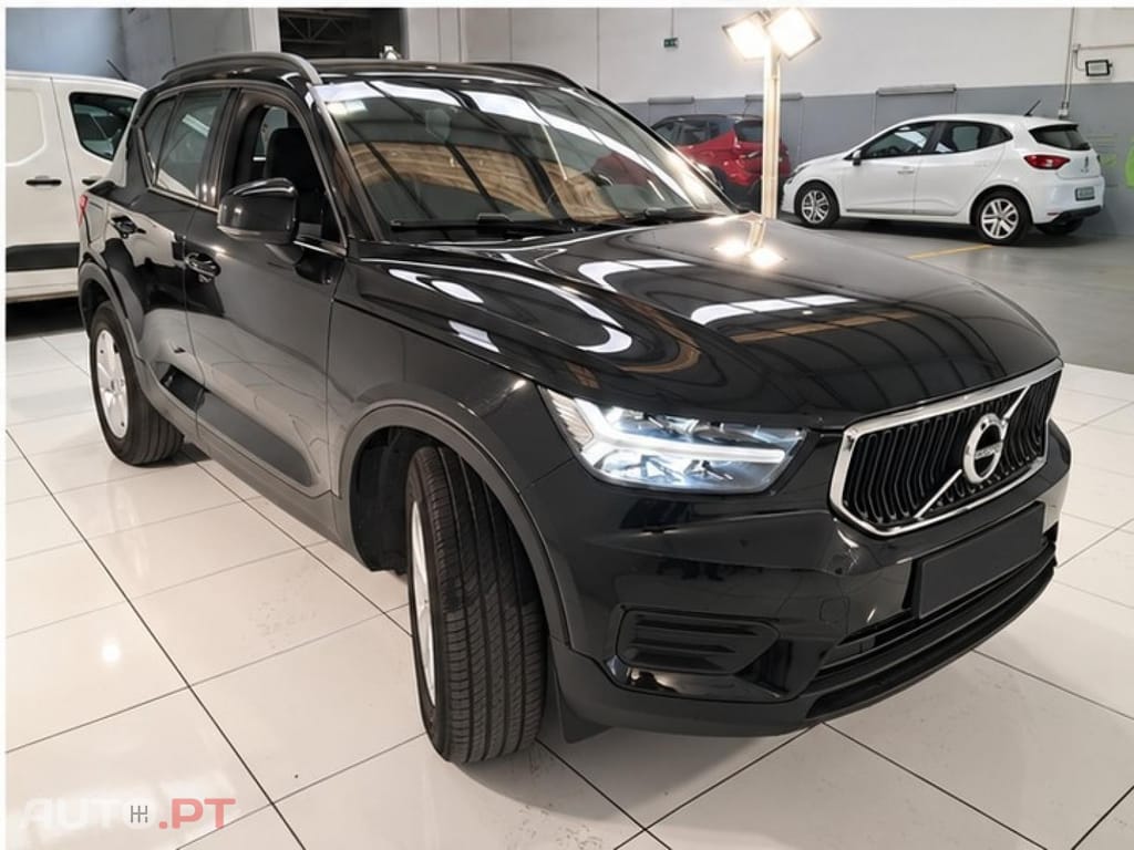Volvo XC40 1.5 T2 Momentum Core Geartronic
