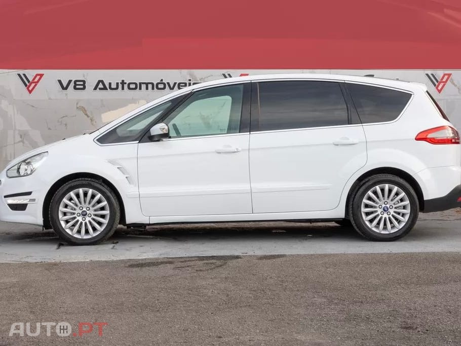 Ford S-Max 2.0 TDCi Titanium 7L 143g