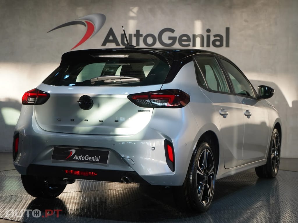 Opel Corsa 1.2 T Hybrid GS eDCT