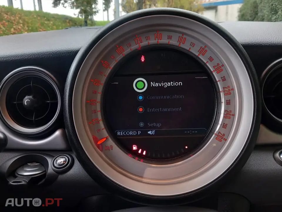 MINI Cooper Cooper D
