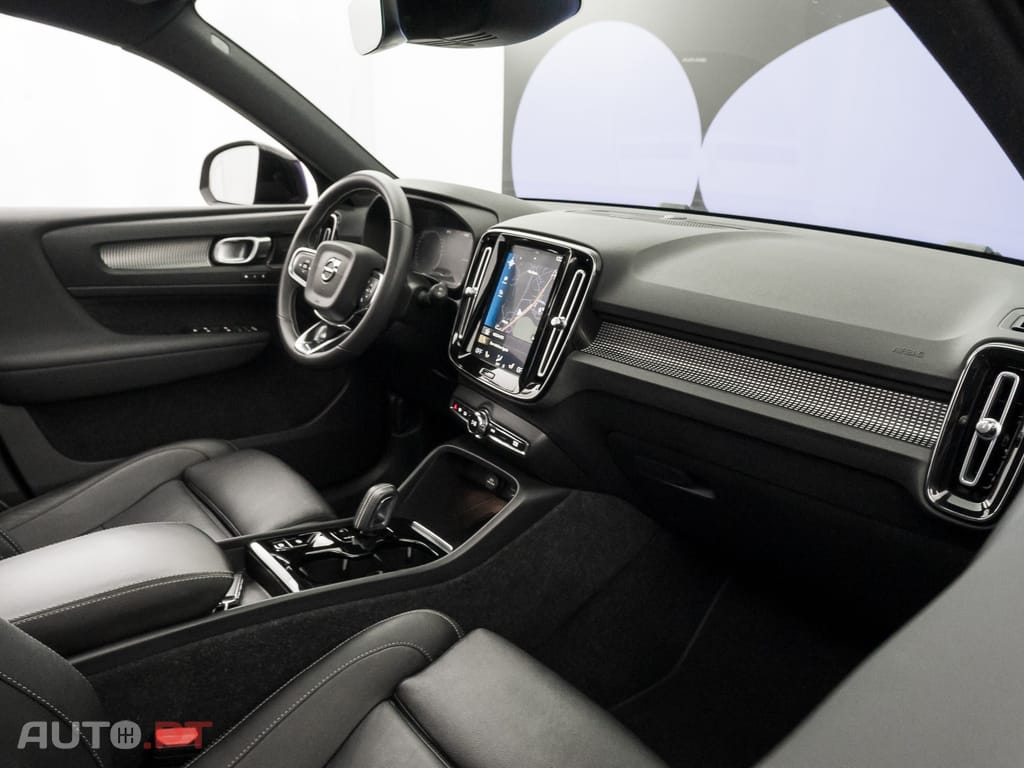 Volvo XC40 1.5 T5 PHEV R-Design