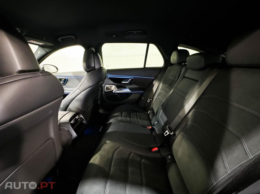 Mercedes-Benz E 300 AMG Line 4MATIC