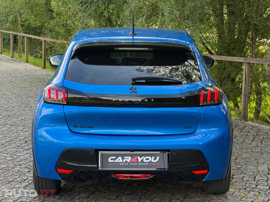 Peugeot E-208 50 kWh GT