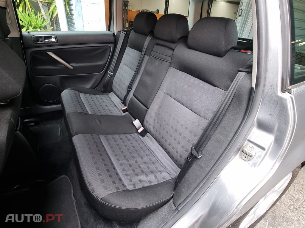 Volkswagen Passat Variant 1.9 TDi Confortl.6V