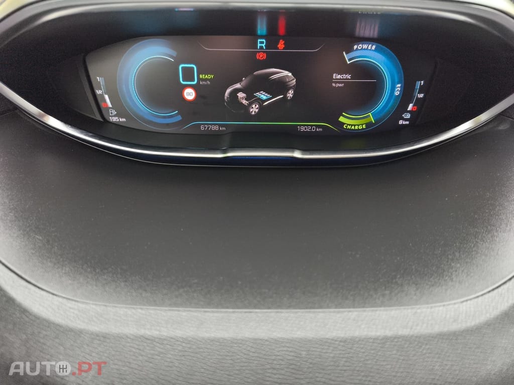 Peugeot 3008 1.6 Hybrid Allure e-AET8